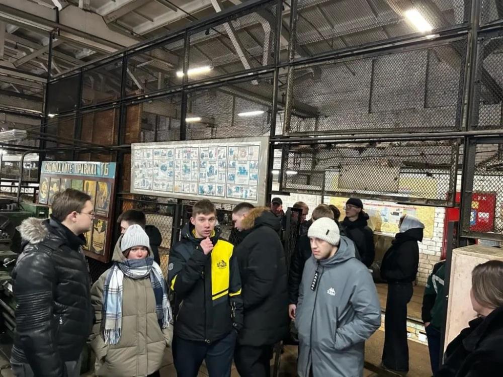 Экскурсия студентов техникума МУП "Горавтотранс"